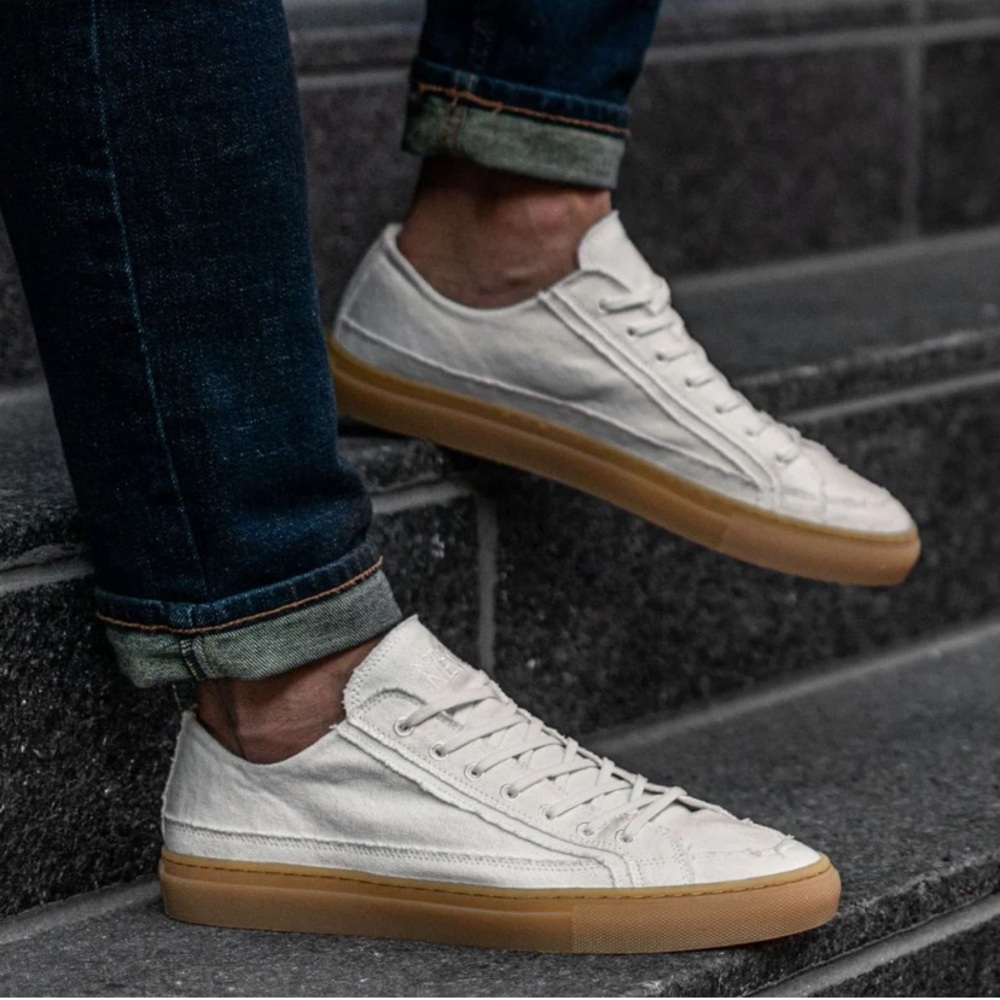 Nothing New Men’s kicks, size 12 NWOT